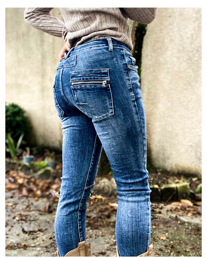 JEANS MELLY
